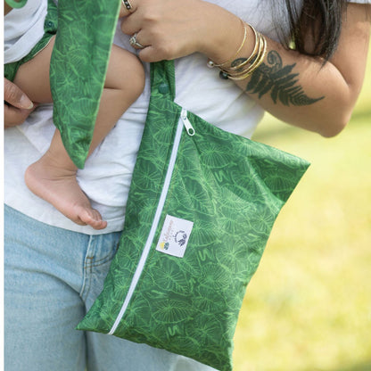 ʻEkeʻeke Pulu (Small Wet Bag)