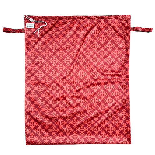 ʻEke Holoi (Laundry Bag)